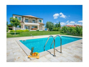 Villa Nika Comfortable holiday residence